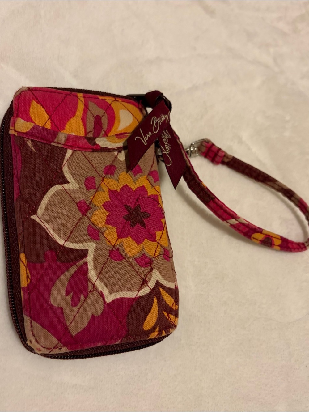 2 vintage designer wallets for 15$ (Vera Bardley and Juicy Couture)